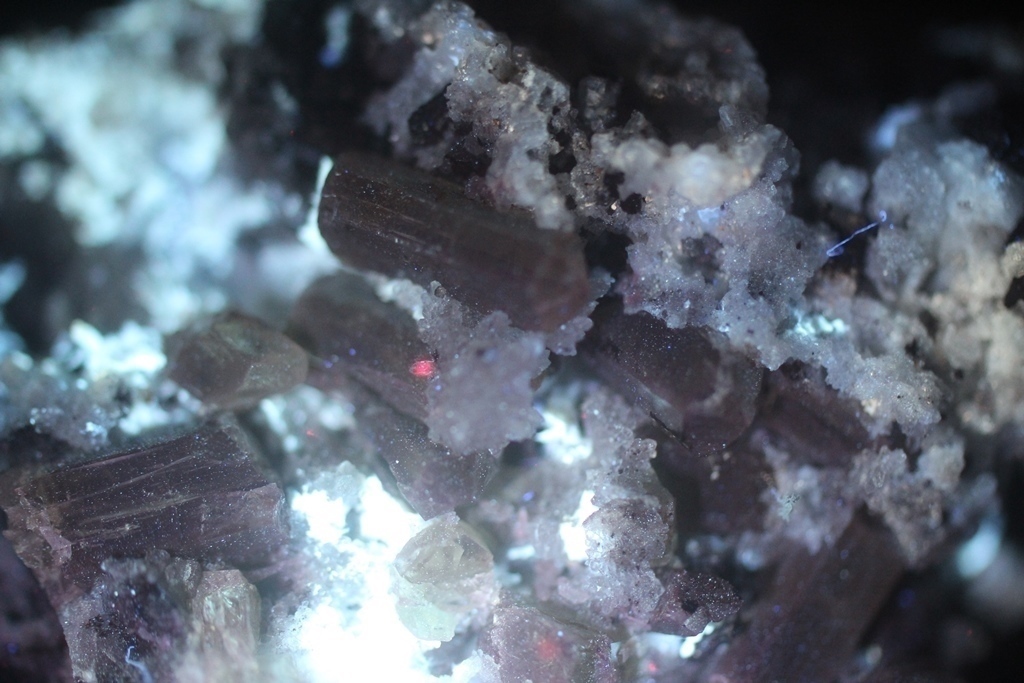 Apatite With Magnetite