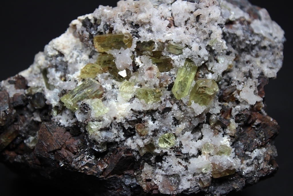 Apatite With Magnetite
