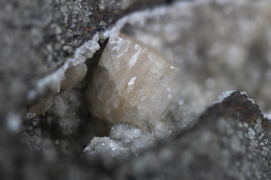 Heulandite