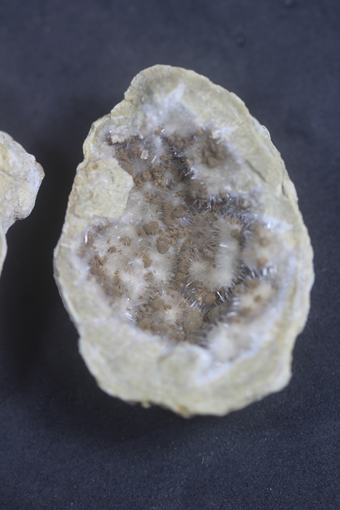 Kutnohorite & Aragonite