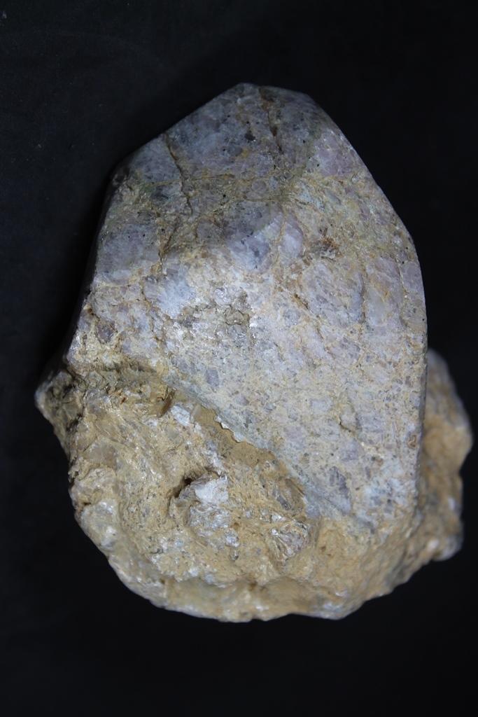 Pyrope With Muscovite