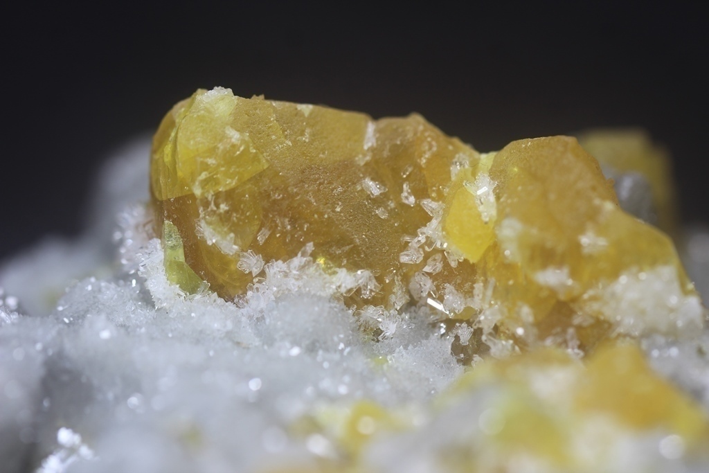 Celestine With Sulphur