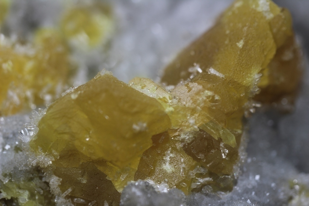 Celestine With Sulphur