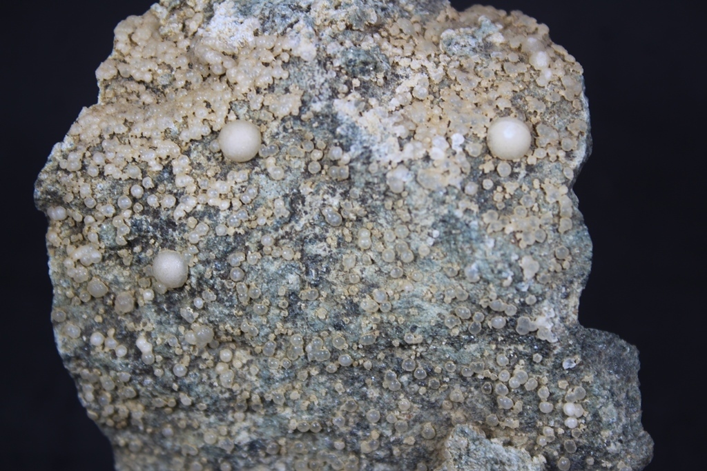 Thomsonite
