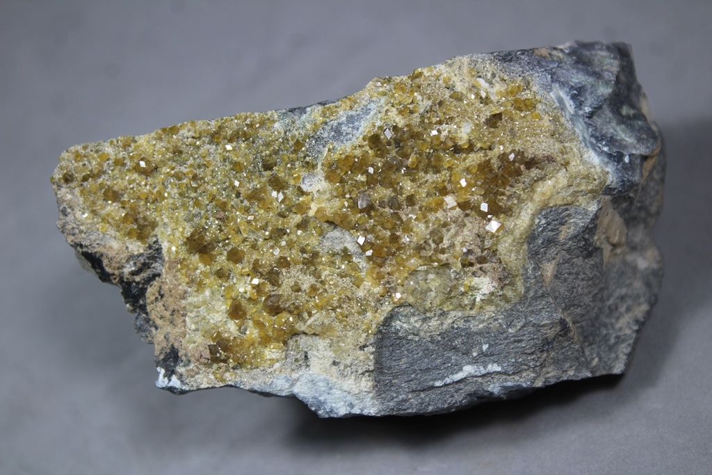 Topazolite