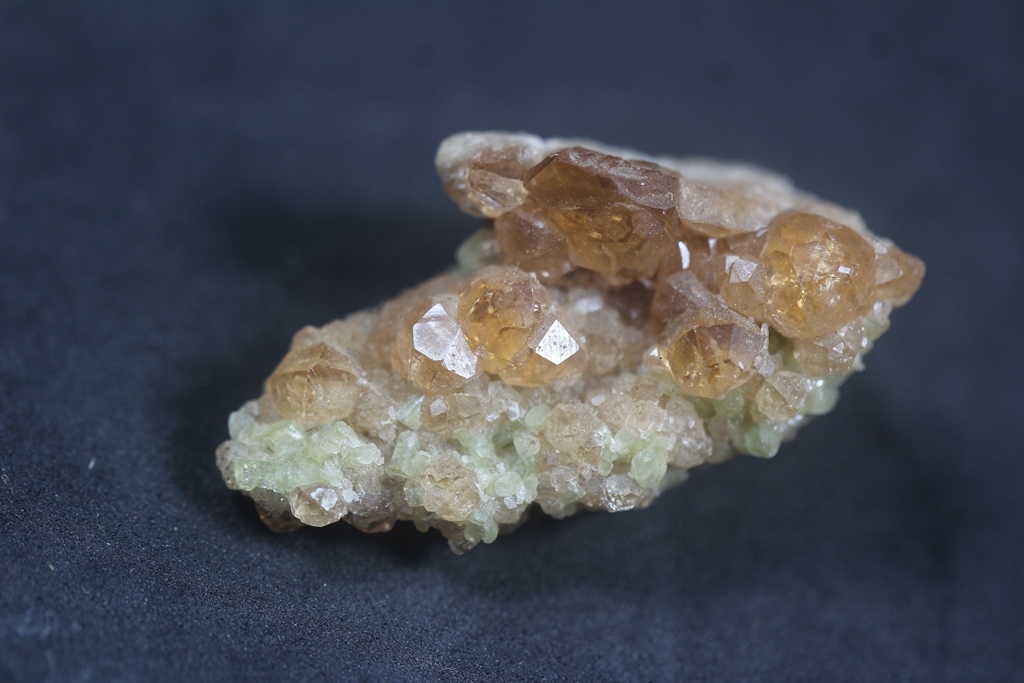 Grossular With Vesuvianite
