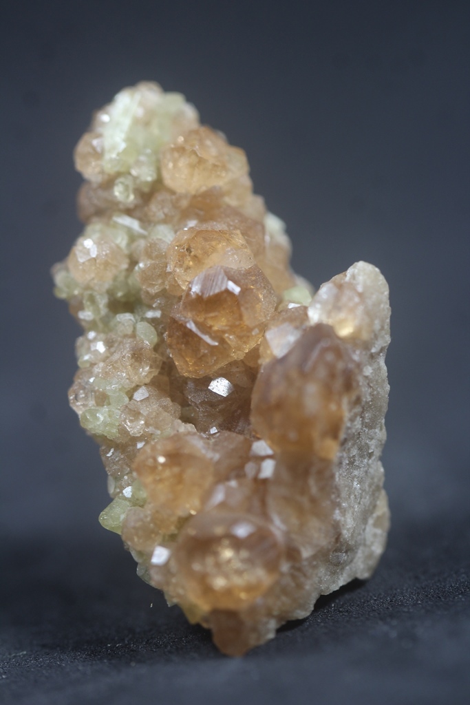 Grossular With Vesuvianite