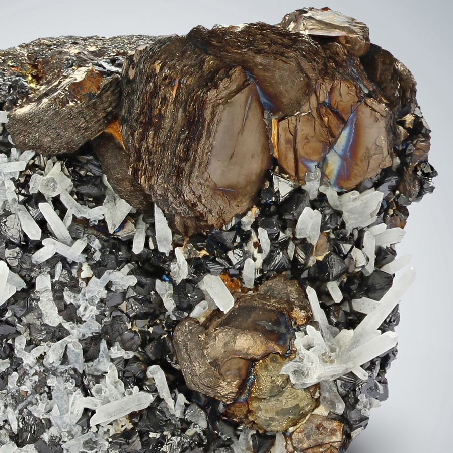 Pyrrhotite With Sphalerite & Quartz