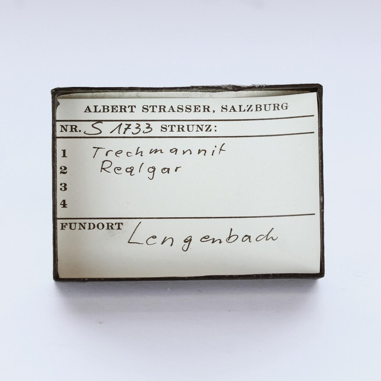 Trechmannite Realgar & Pyrite