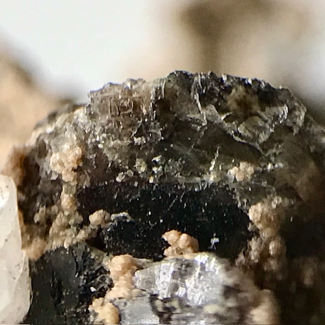 Axinite-(Fe)