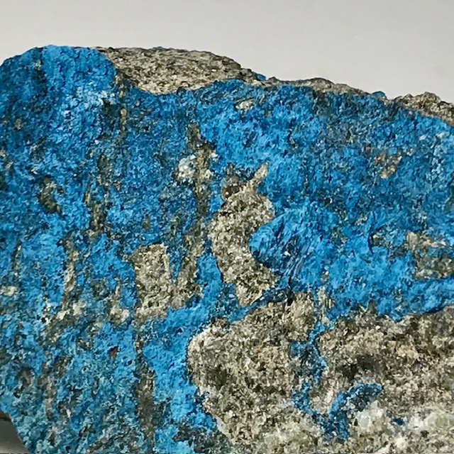 Aerinite