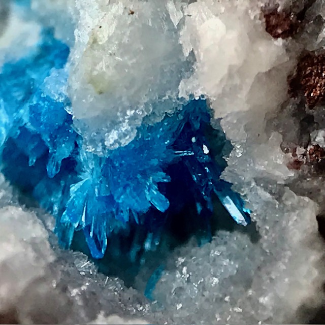 Pentagonite