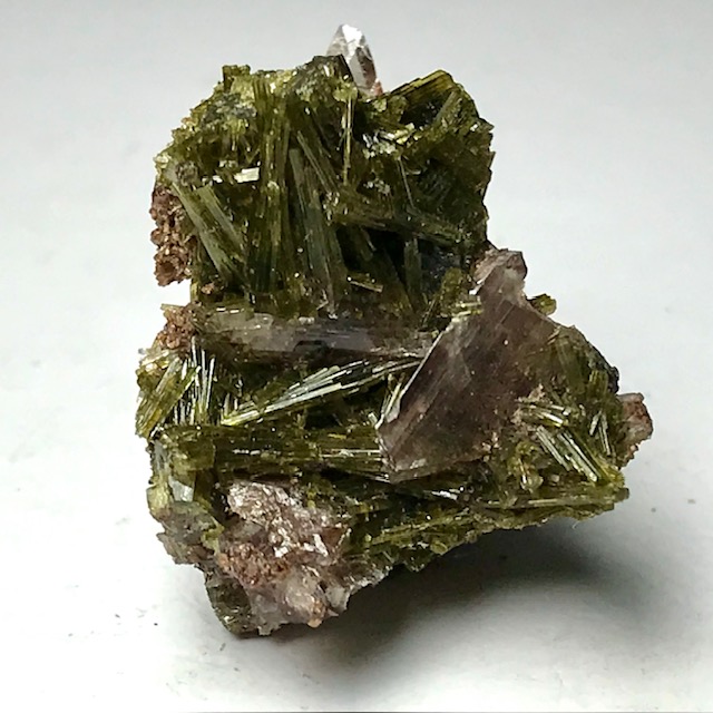 Axinite-(Mn)