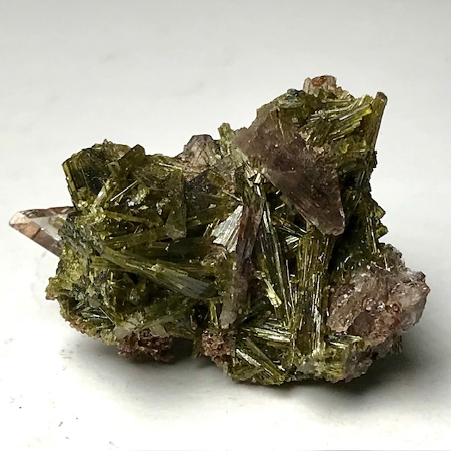 Axinite-(Mn)