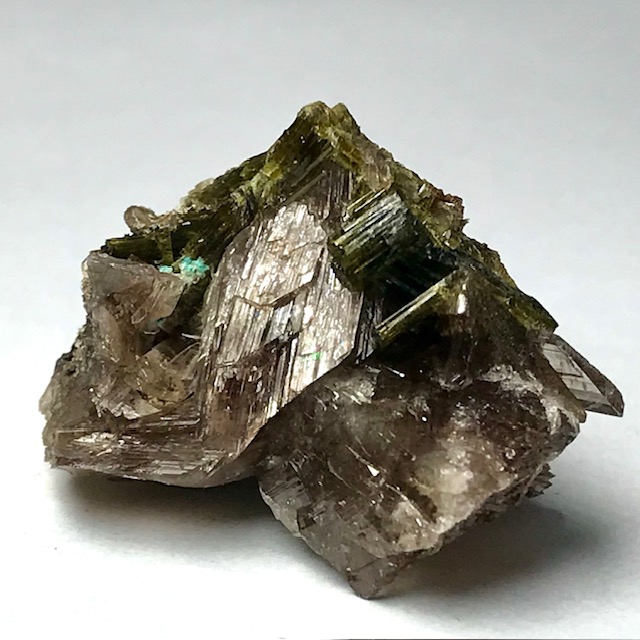 Axinite-(Mn)