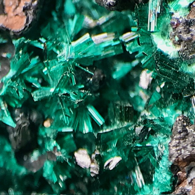 Brochantite