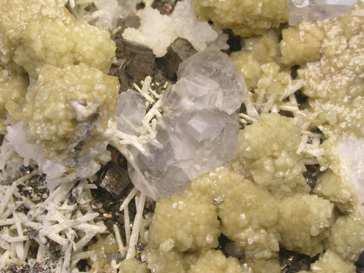 Fluorite Pyrrhotite Calcite Siderite & Quartz