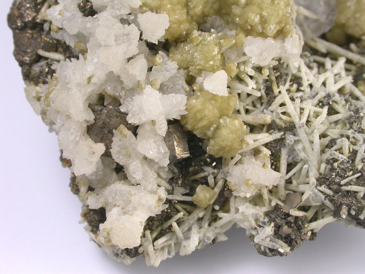 Fluorite Pyrrhotite Calcite Siderite & Quartz