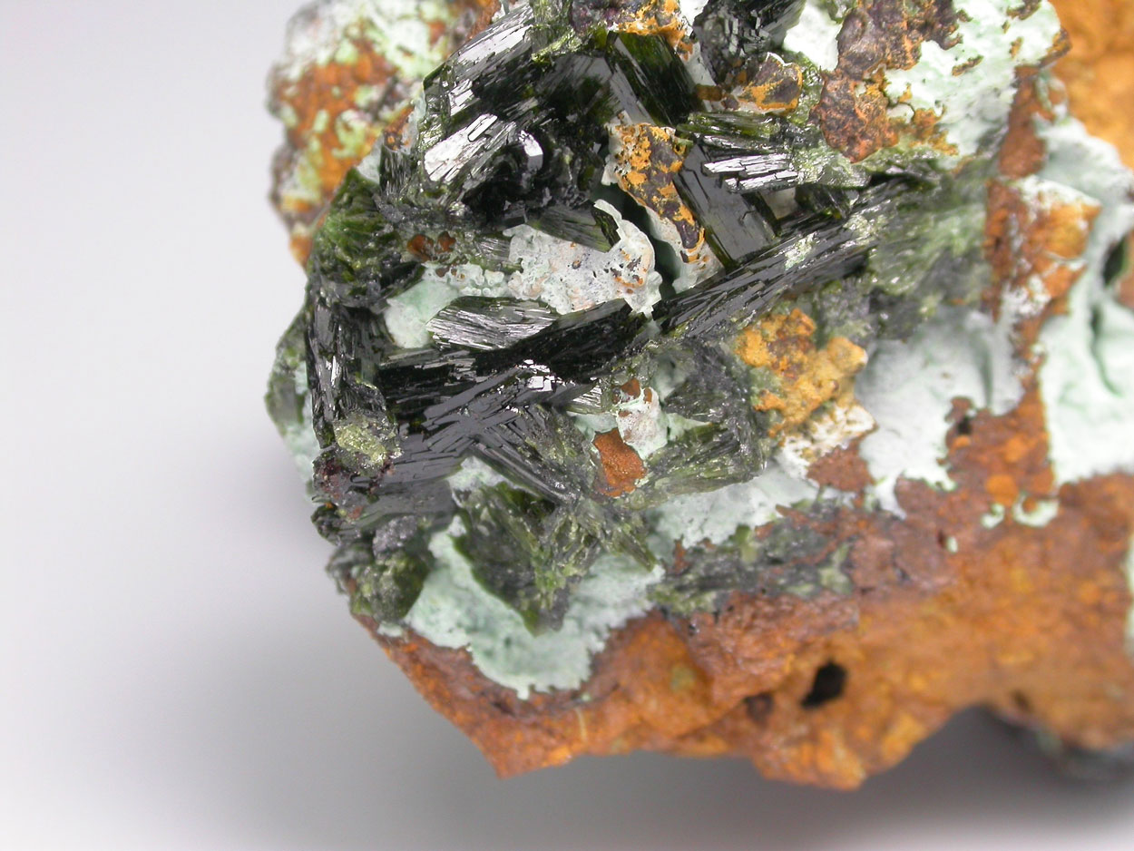 Olivenite