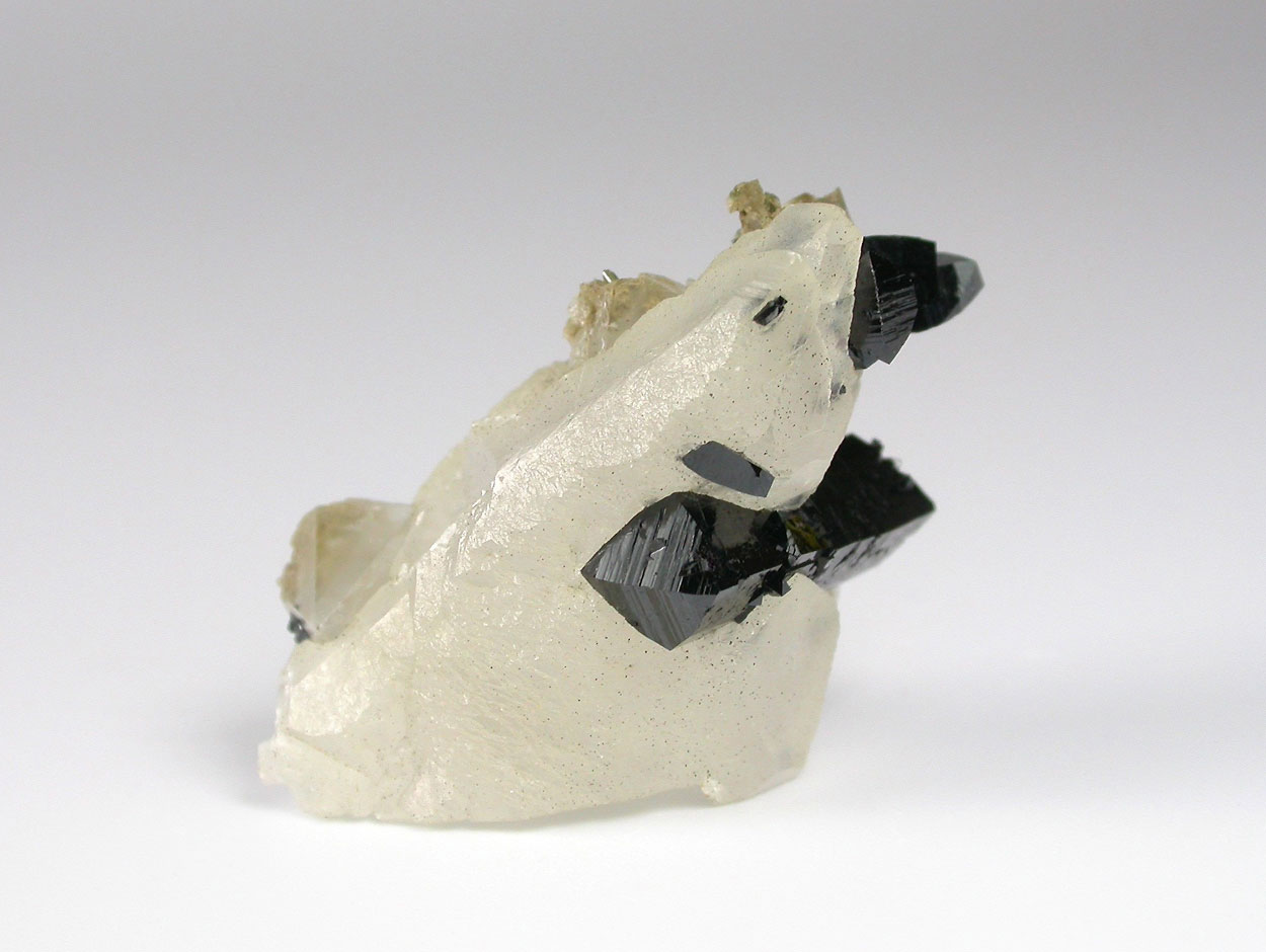 Ilvaite & Quartz On Calcite