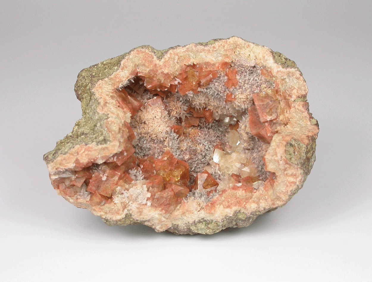 Chabazite Calcite & Heulandite