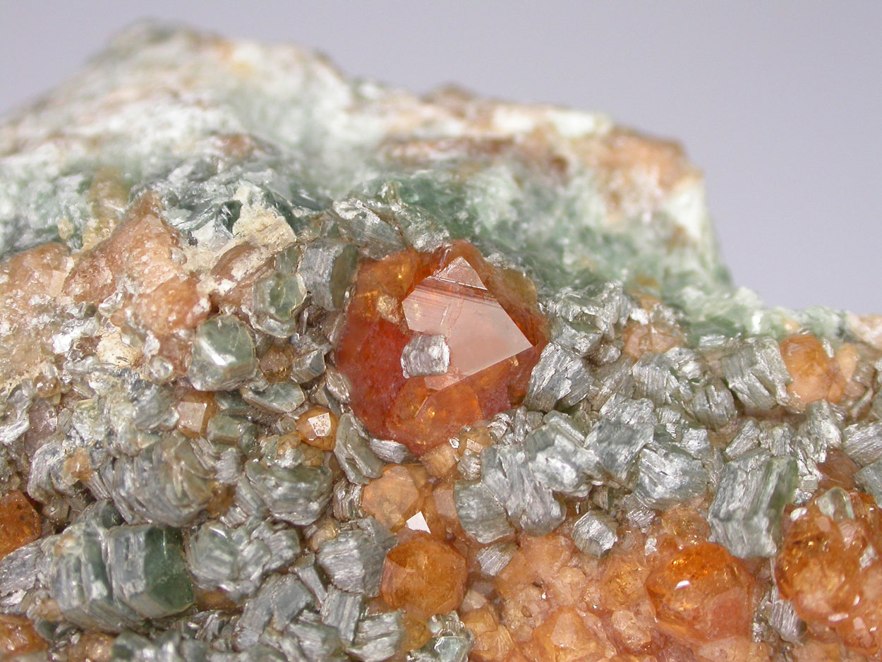 Grossular & Clinochlore