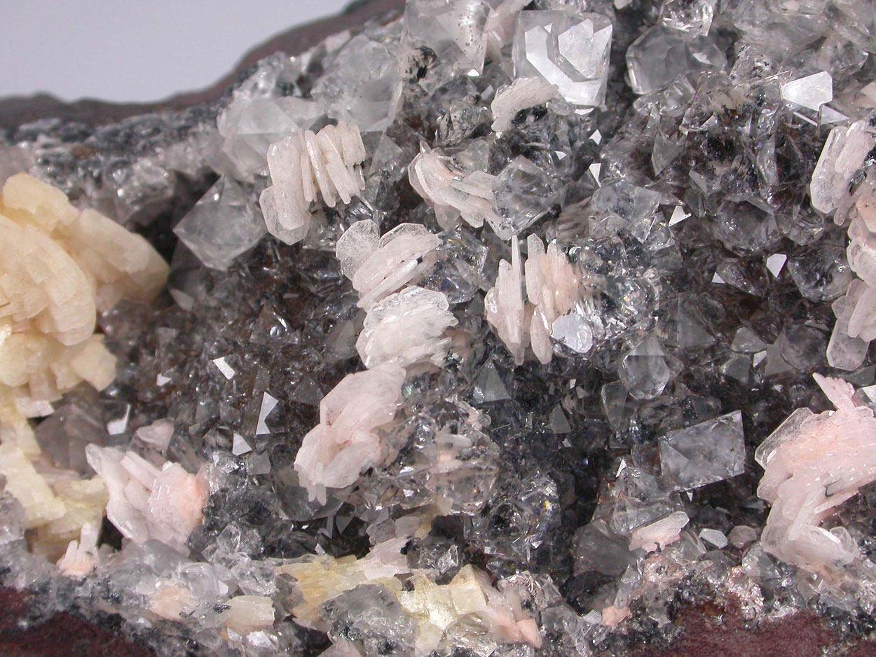 Baryte Dolomite Specularite & Quartz