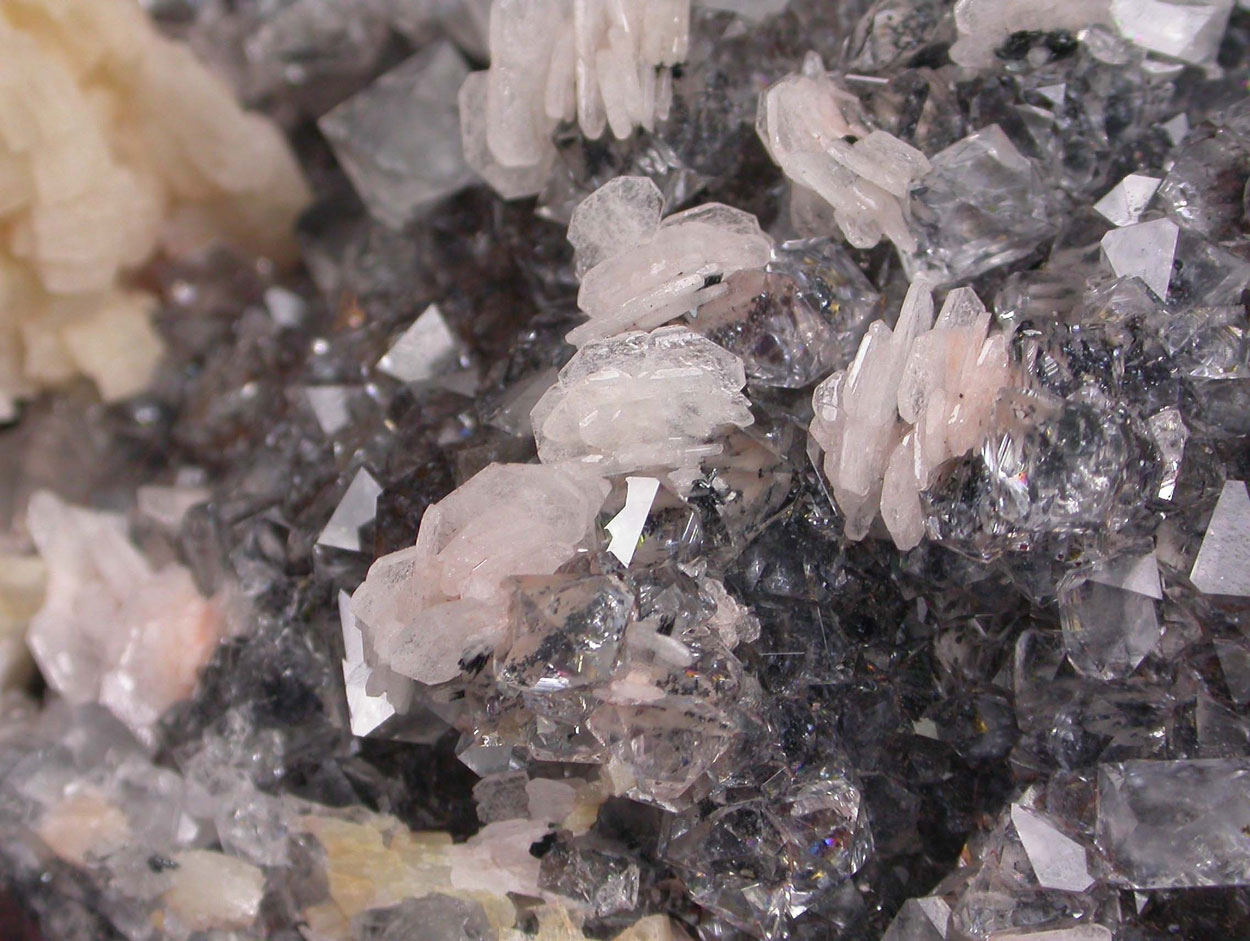 Baryte Dolomite Specularite & Quartz