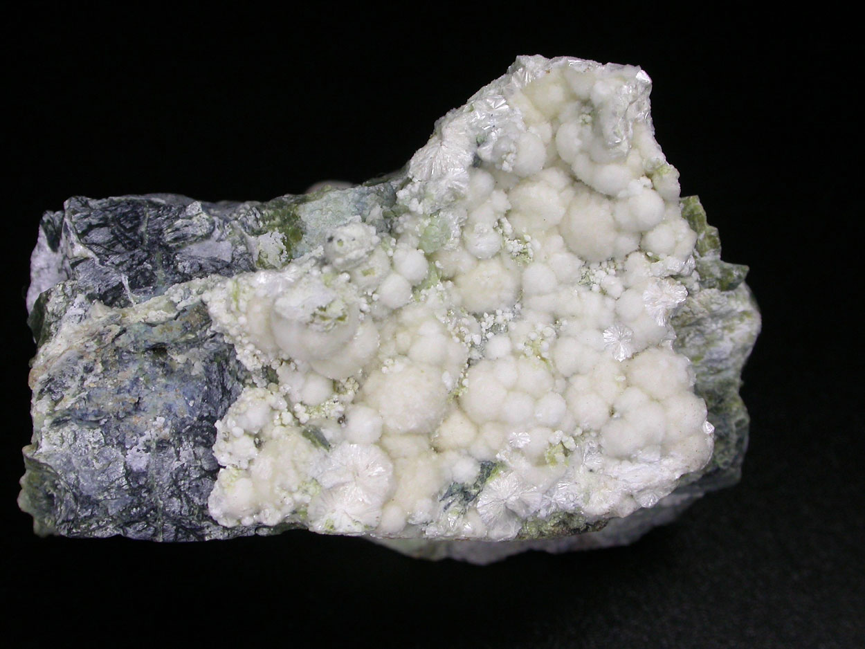 Hydromagnesite