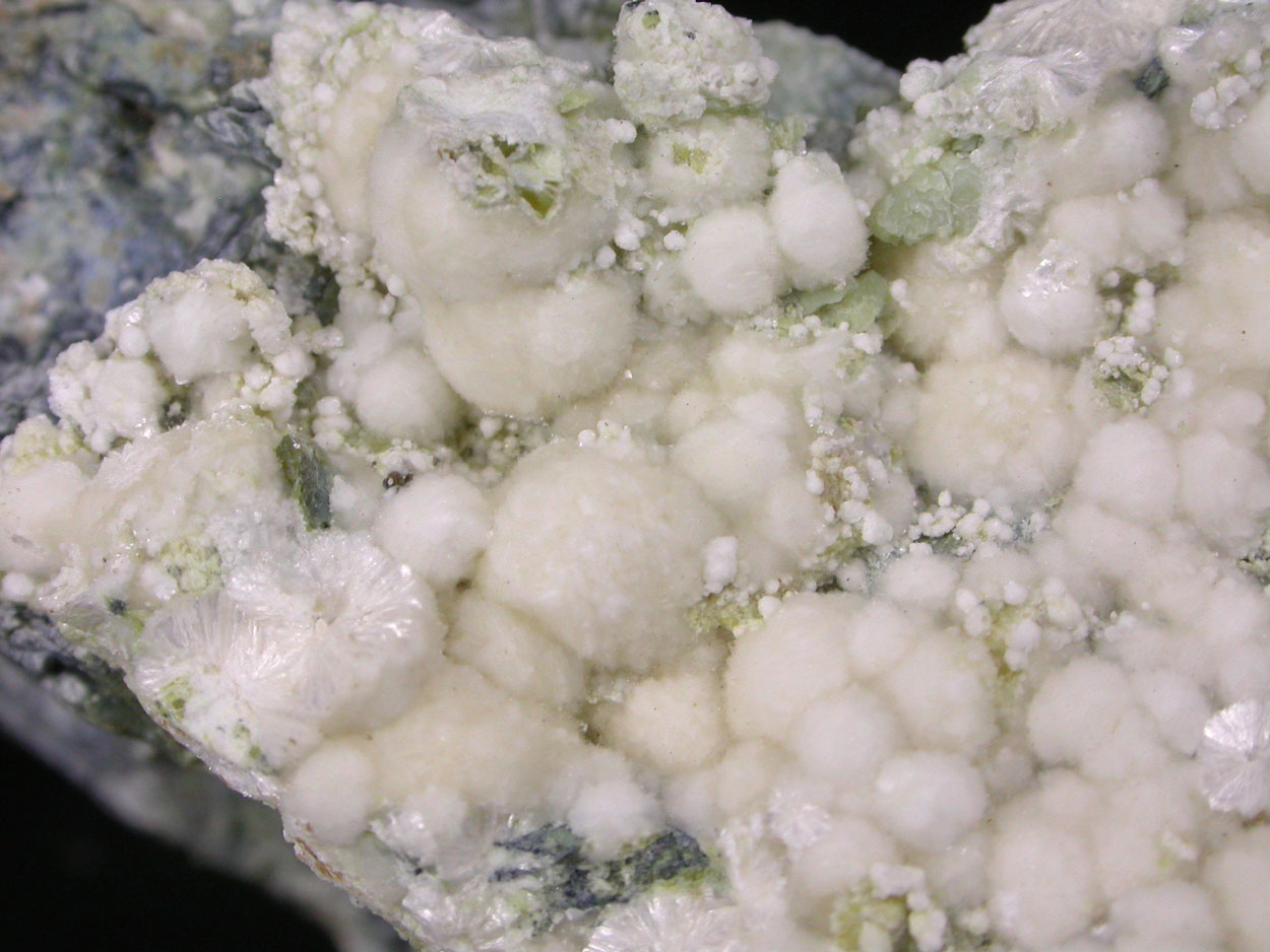 Hydromagnesite
