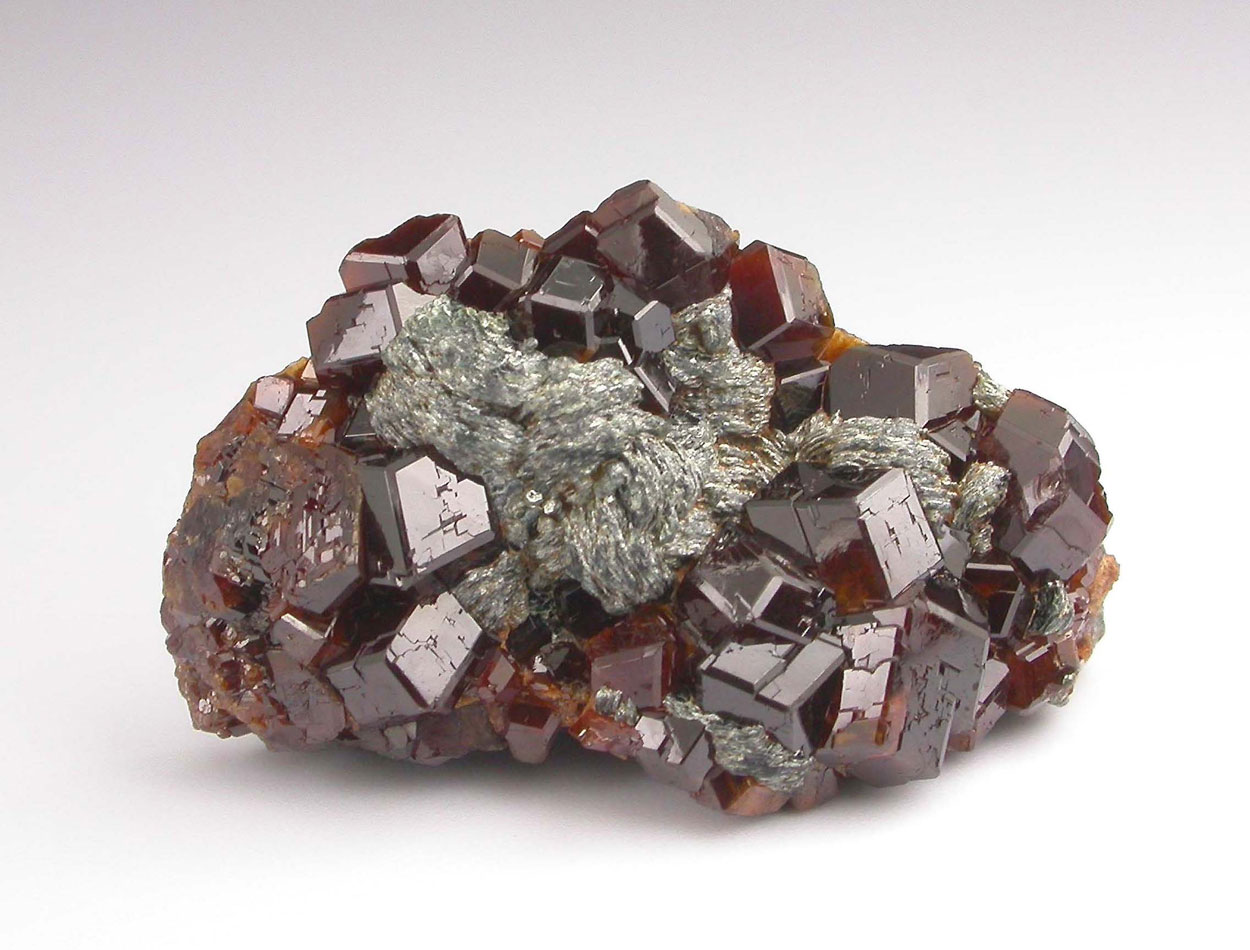 Grossular & Clinochlore