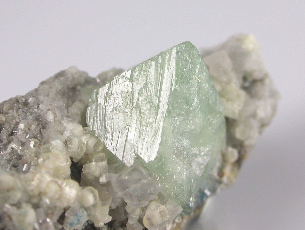 Wardite Goyazite & Fluorapatite