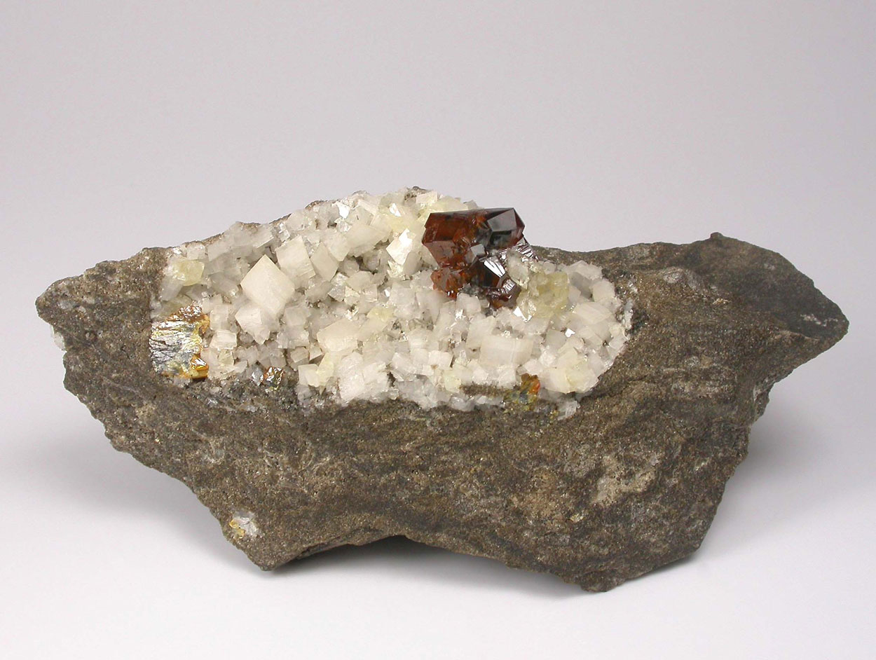 Sphalerite & Calcite On Dolomite