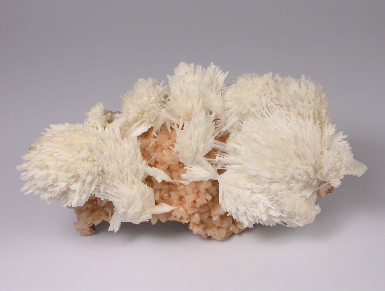 Scolecite On Heulandite