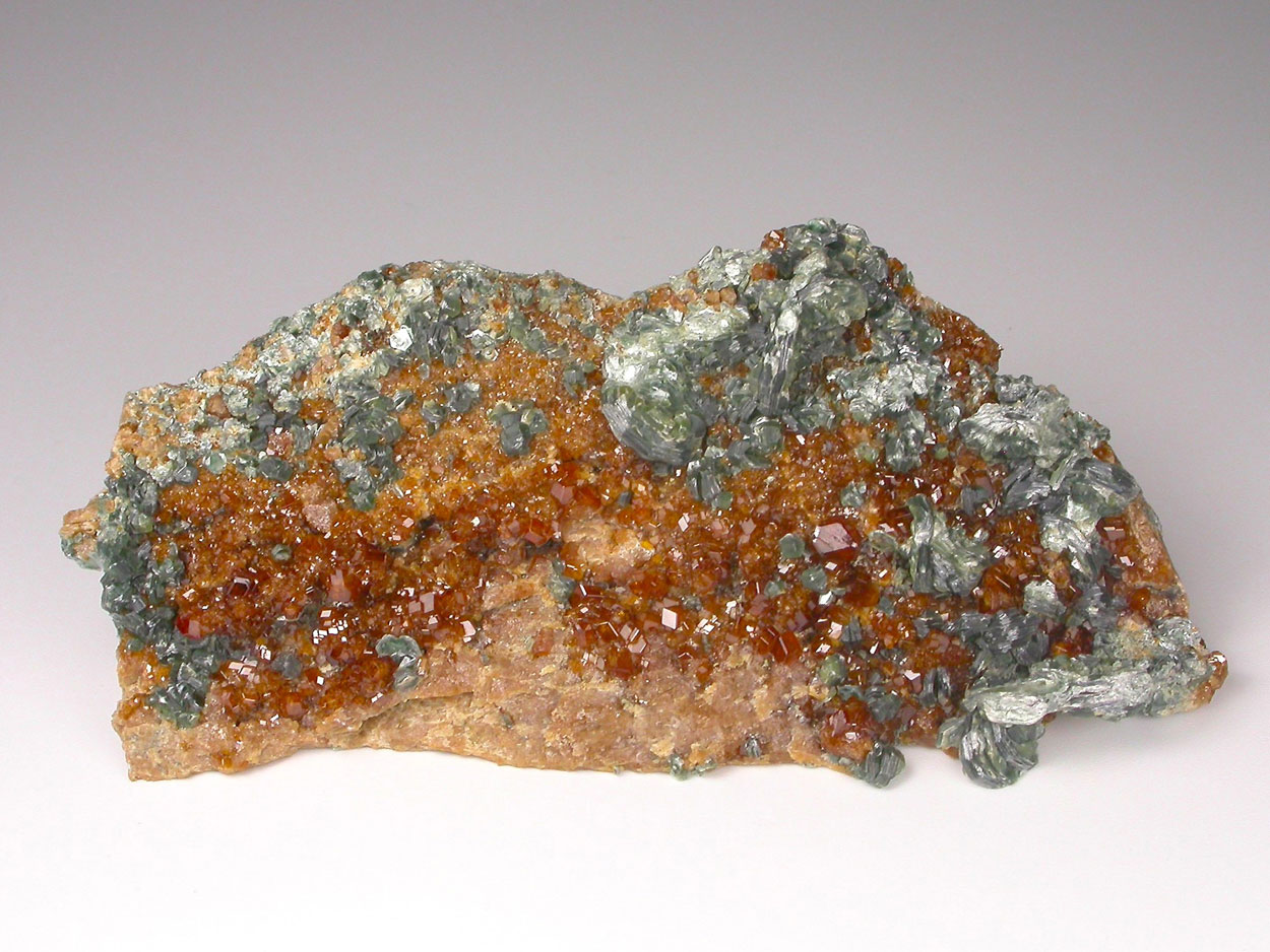 Grossular & Clinochlore