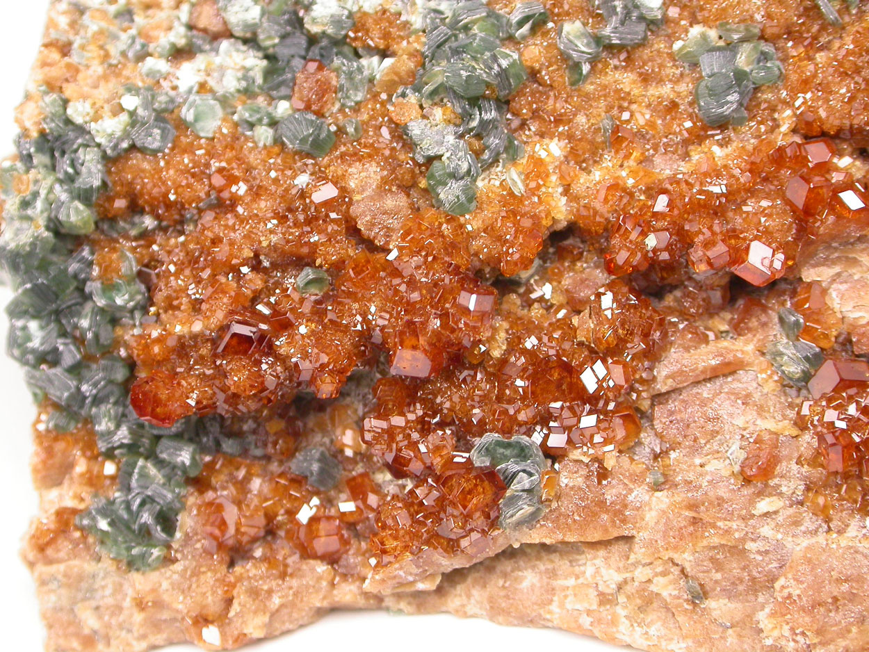 Grossular & Clinochlore
