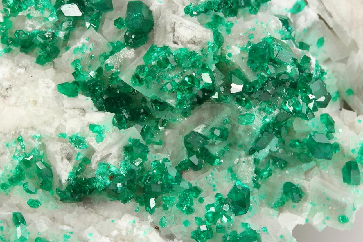 Dioptase On Calcite