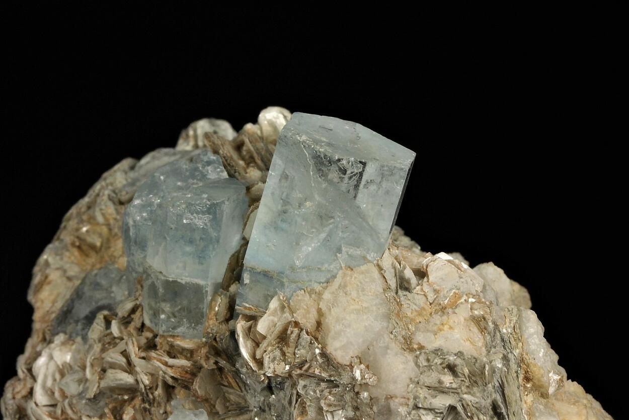 Aquamarine On Muscovite