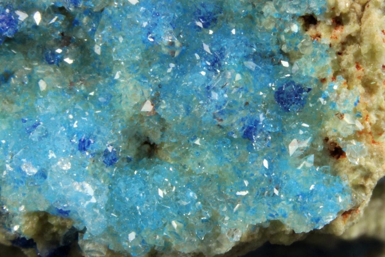 Kinoite With Fluorapophyllite-(K)