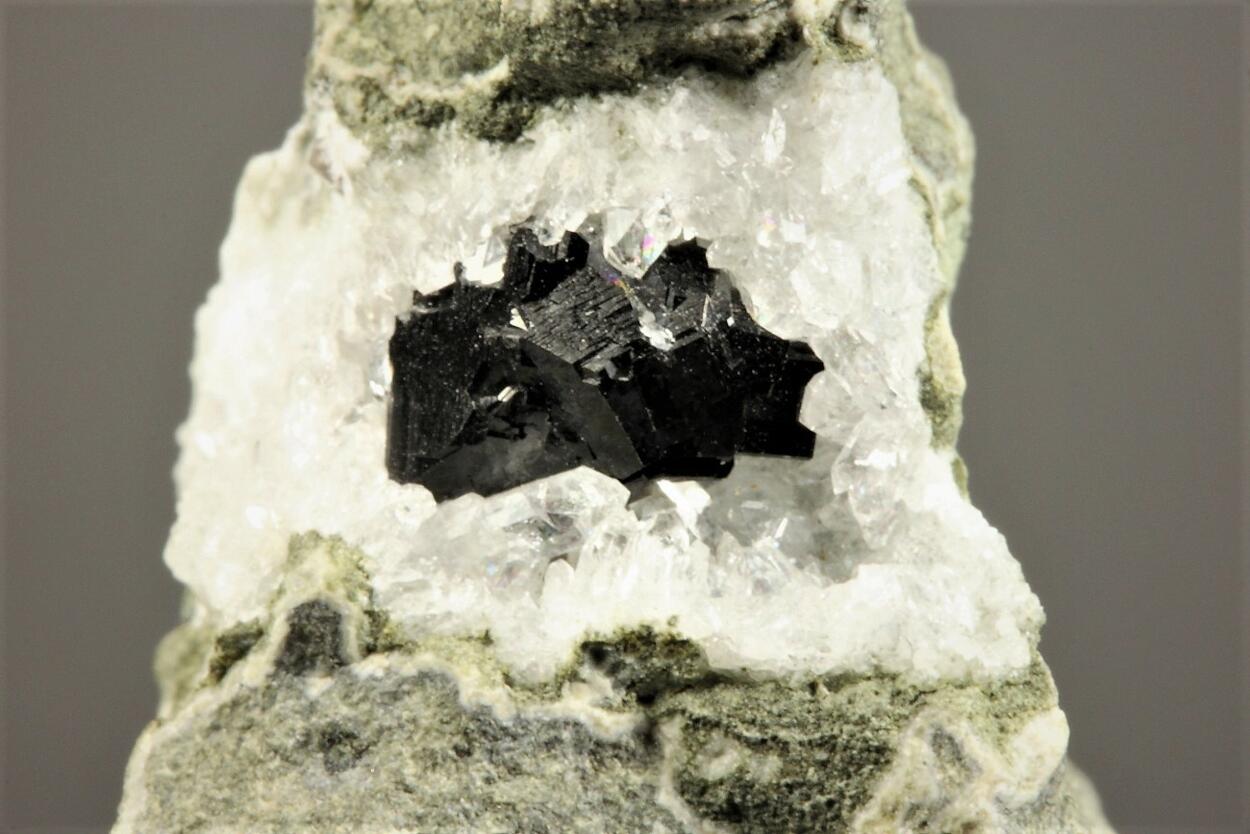 Babingtonite