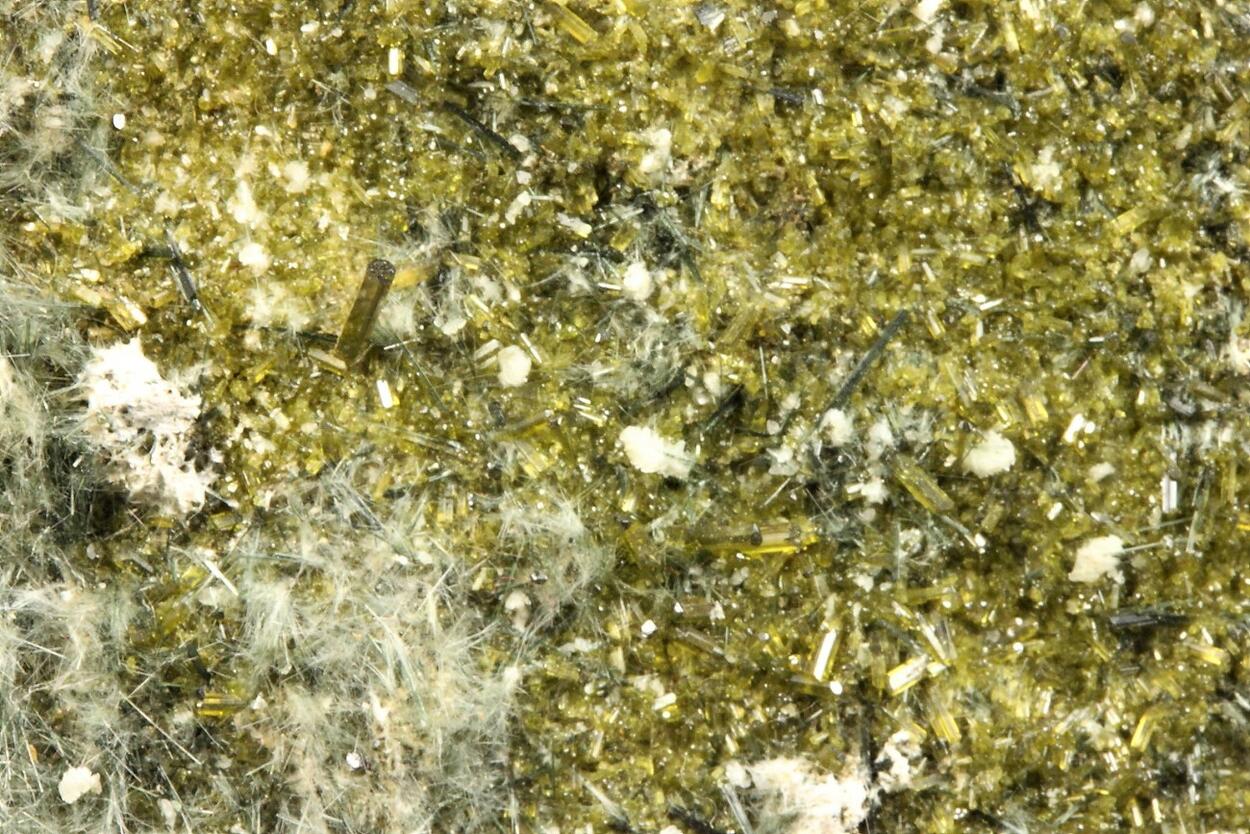 Byssolite & Epidote