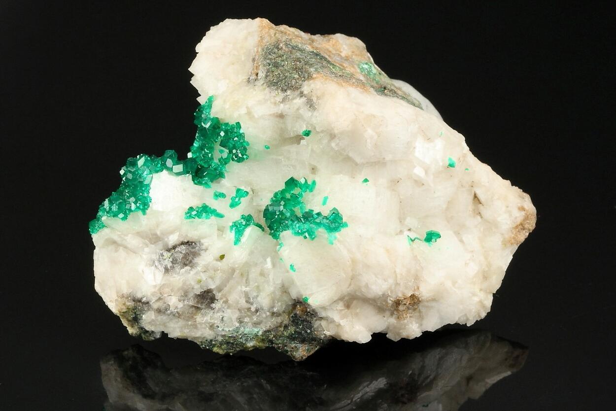 Dioptase On Calcite