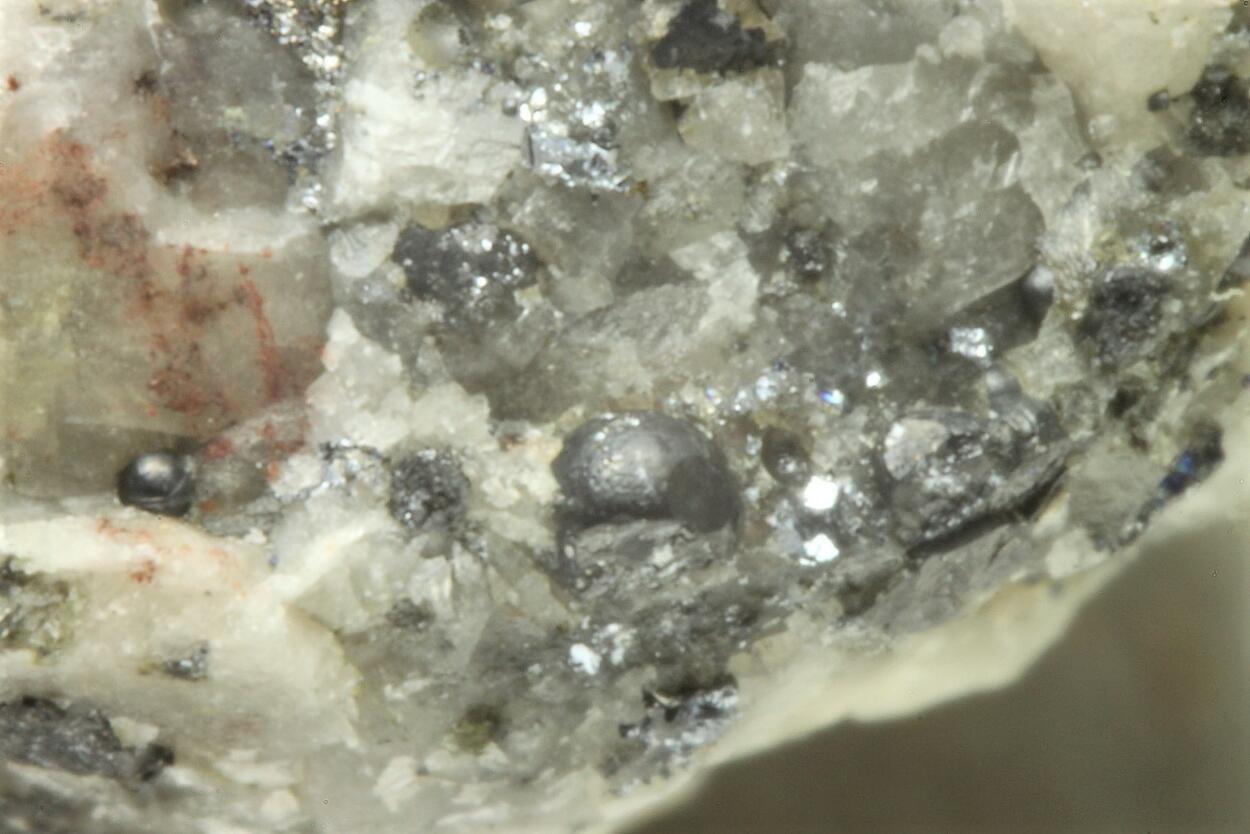 Uraninite & Clausthalite