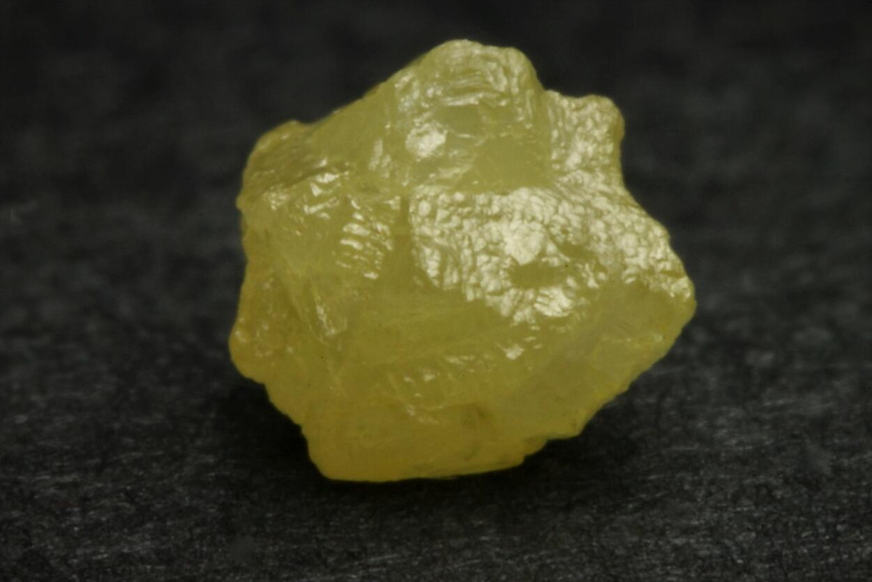 Diamond Var Spinel Law Twin