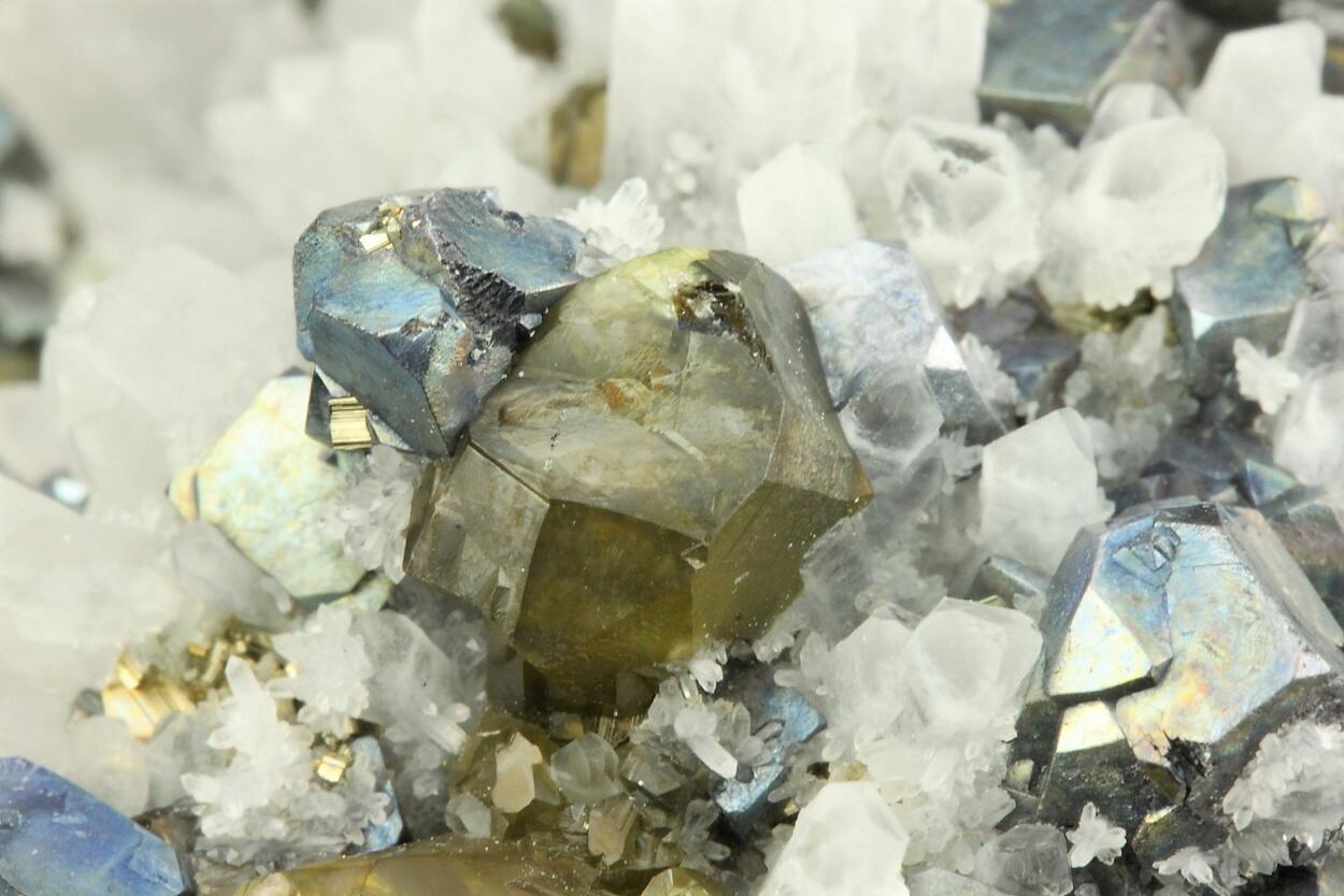 Sphalerite With Galena Quartz