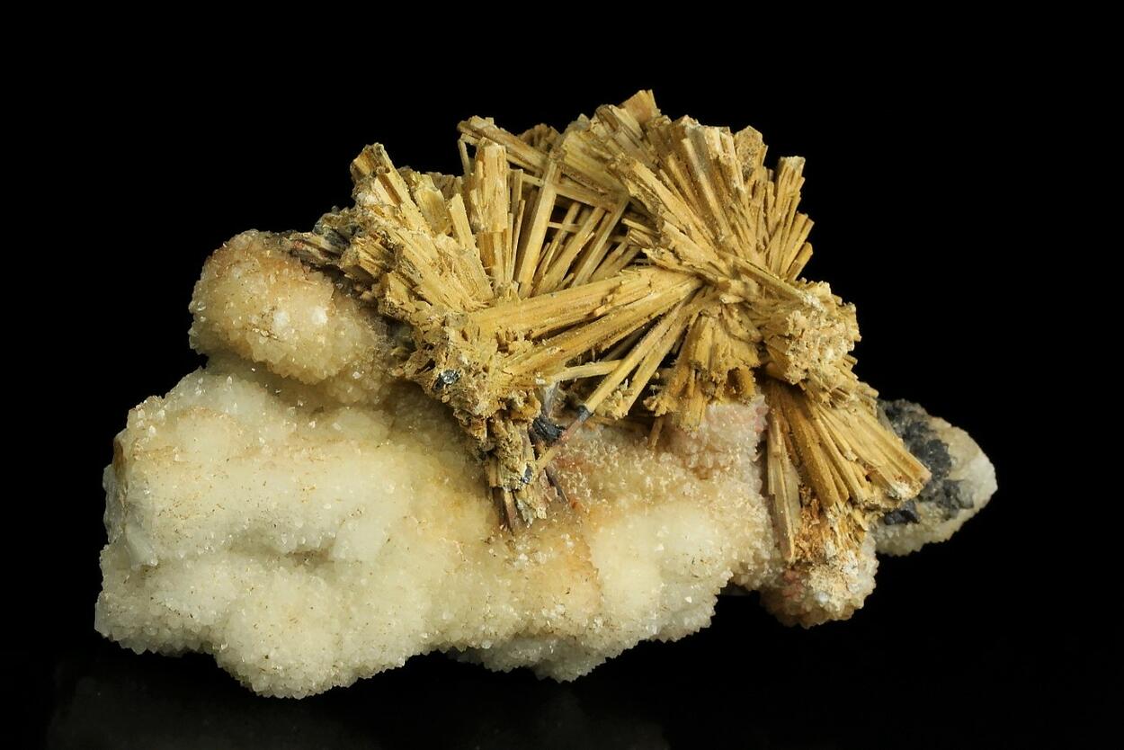 Stibiconite Psm Stibnite On Quartz