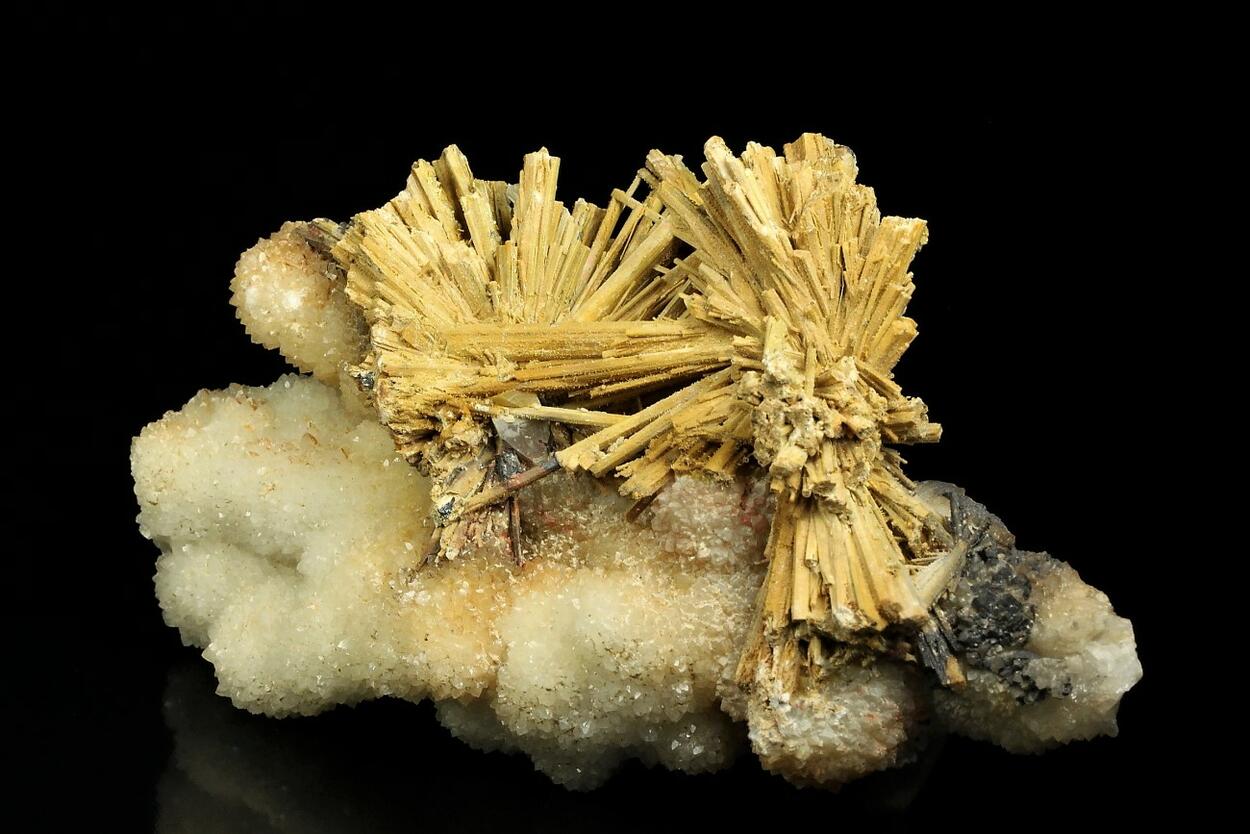 Stibiconite Psm Stibnite On Quartz