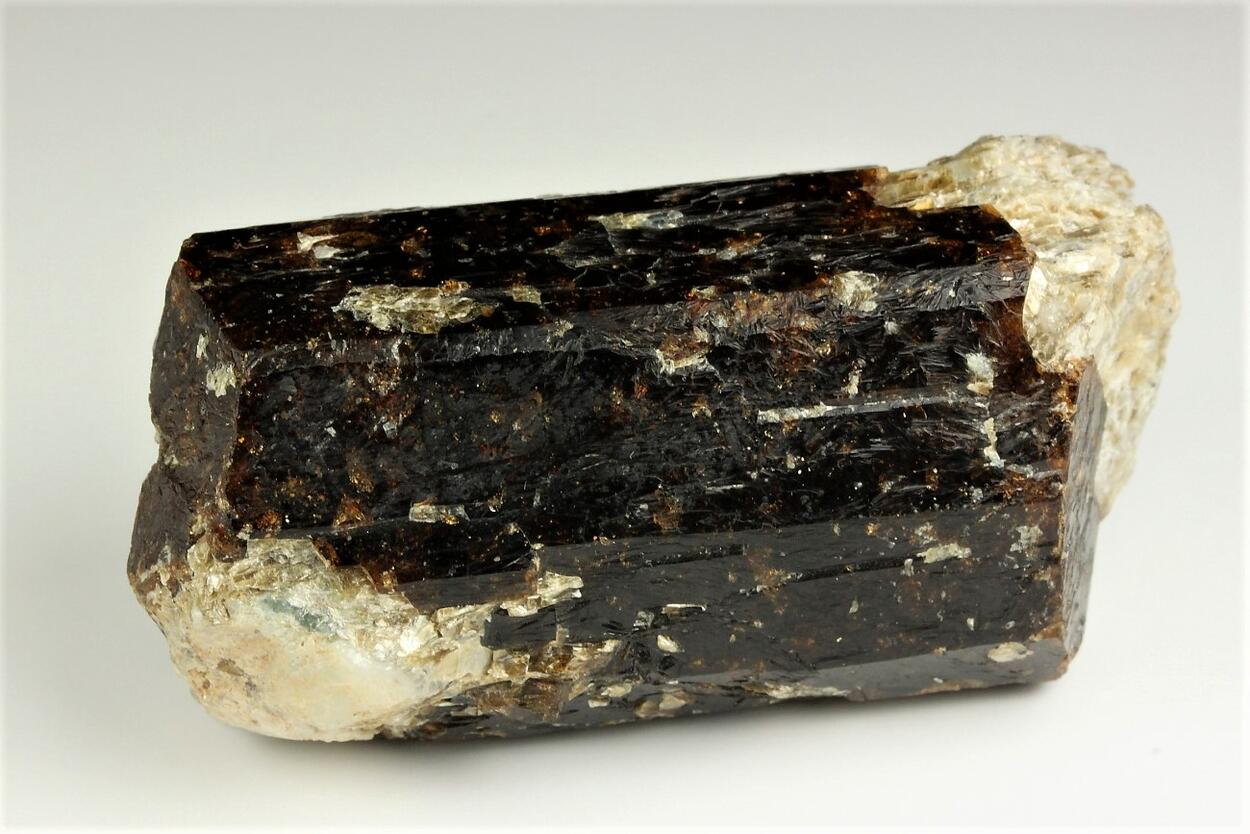 Dravite