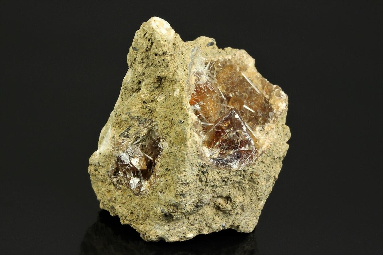 Natrolite With Calcite Psm Wood