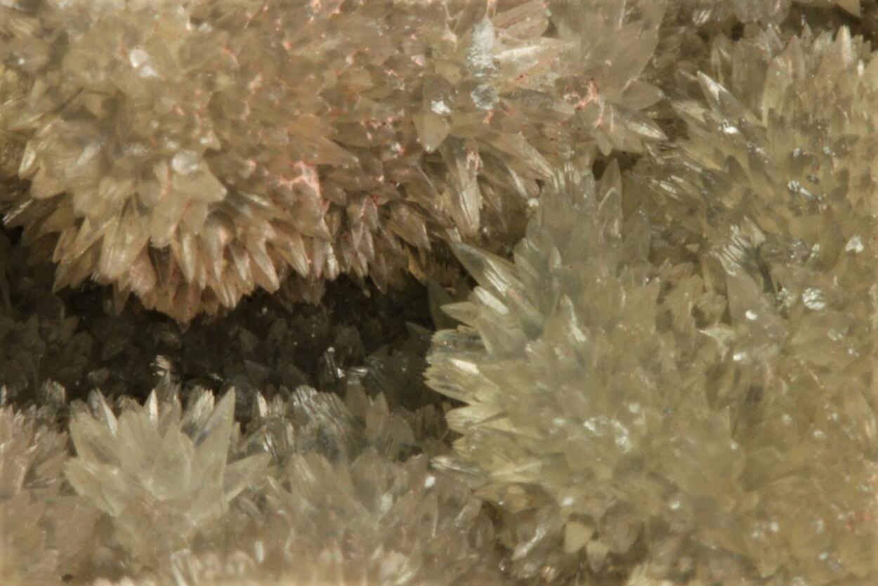 Smithsonite On Bornite